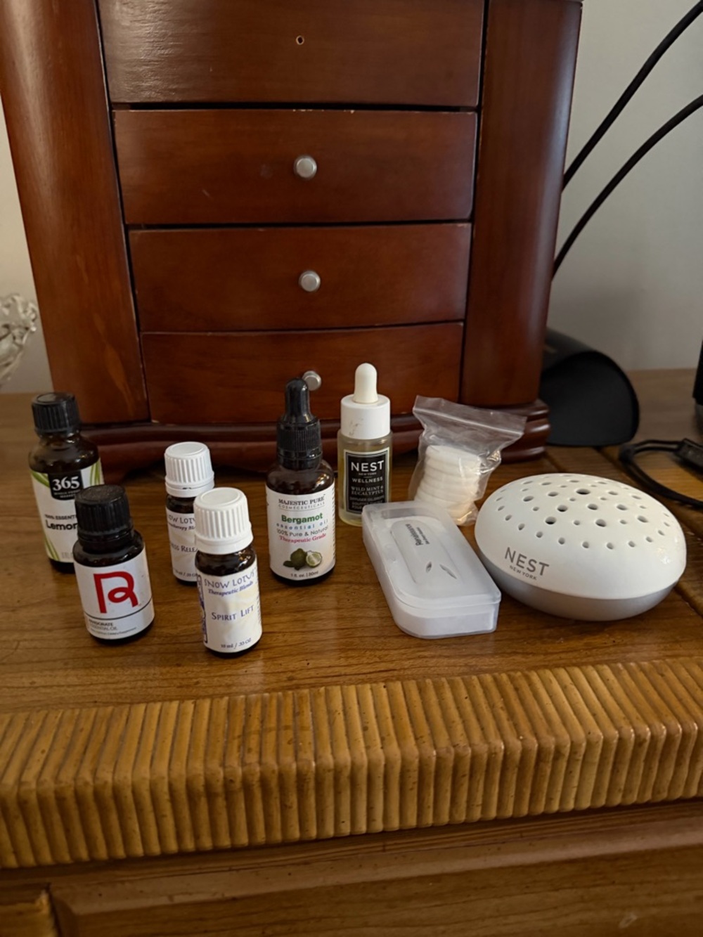 NEST Fragrance White Aromatherapy Diffuser with Assorted Essential Oil Bottles